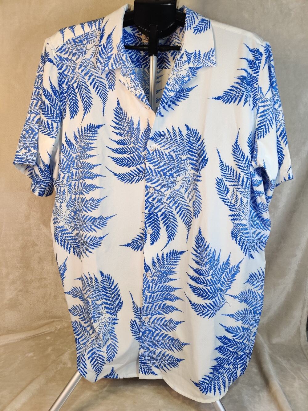 Hawaiian Vacation Button Up Shirt Blue Leaves Hawaiian Shirt Size XL Tropical